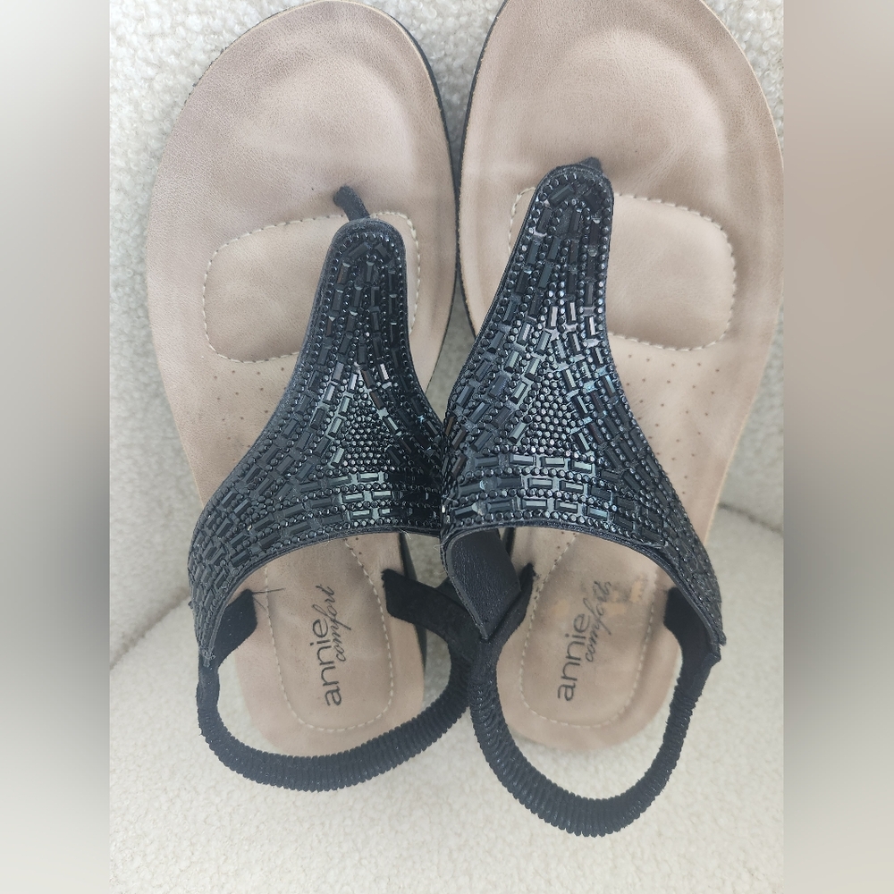 Elegant Black Beaded Women's Sandals - Picture 13 of 17